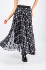 Twirl Skirt -Black