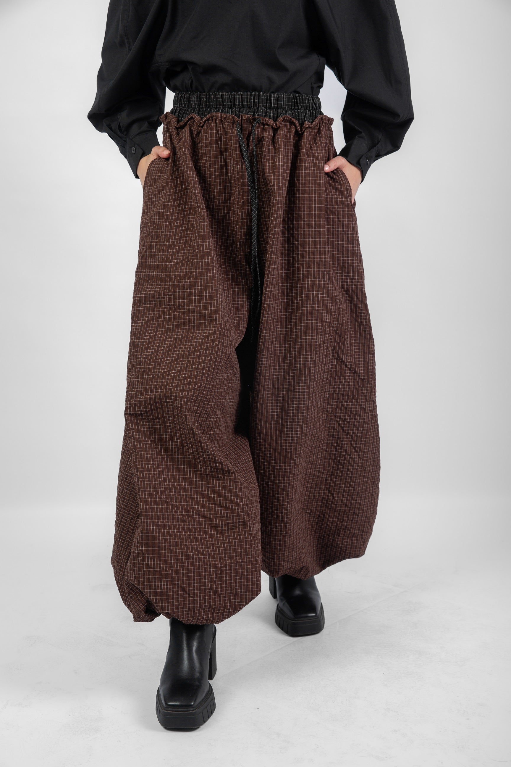 Volume Pants -Brown