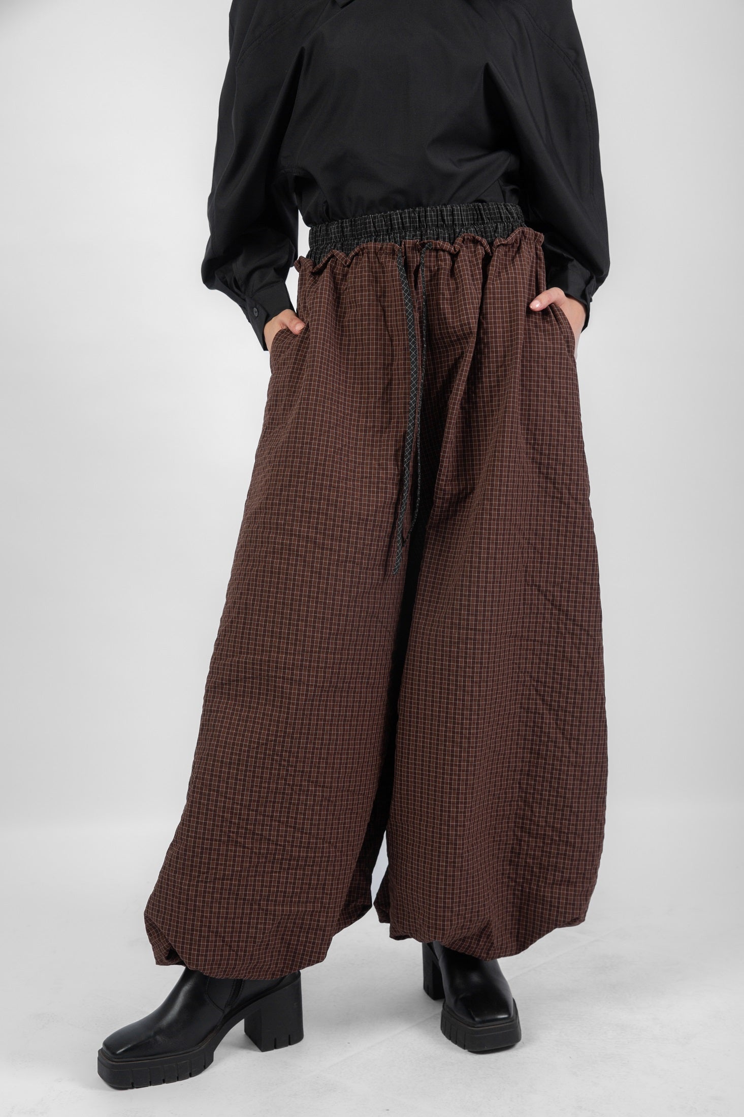 Volume Pants -Brown