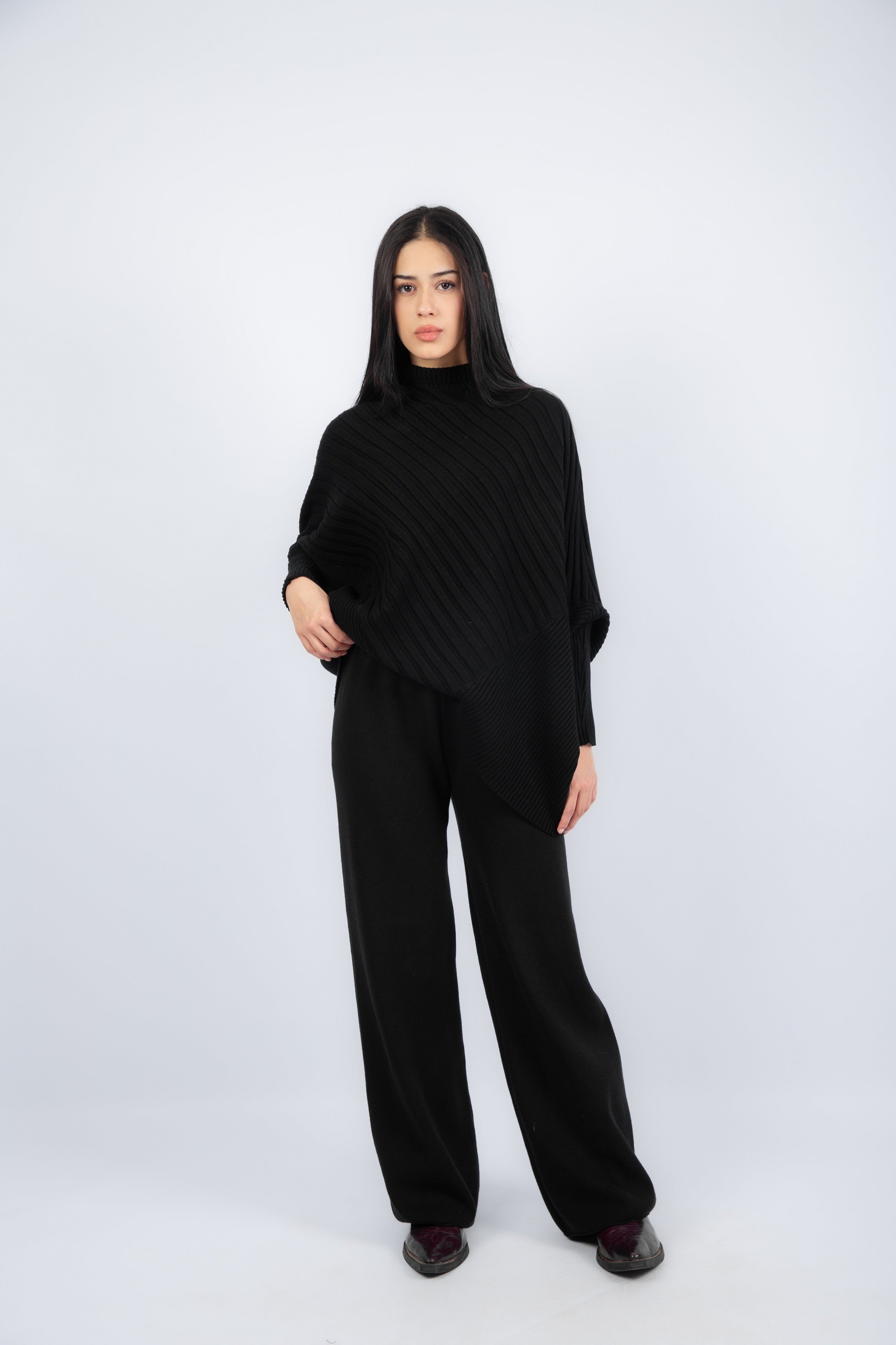 Contour Lined Set - Black
