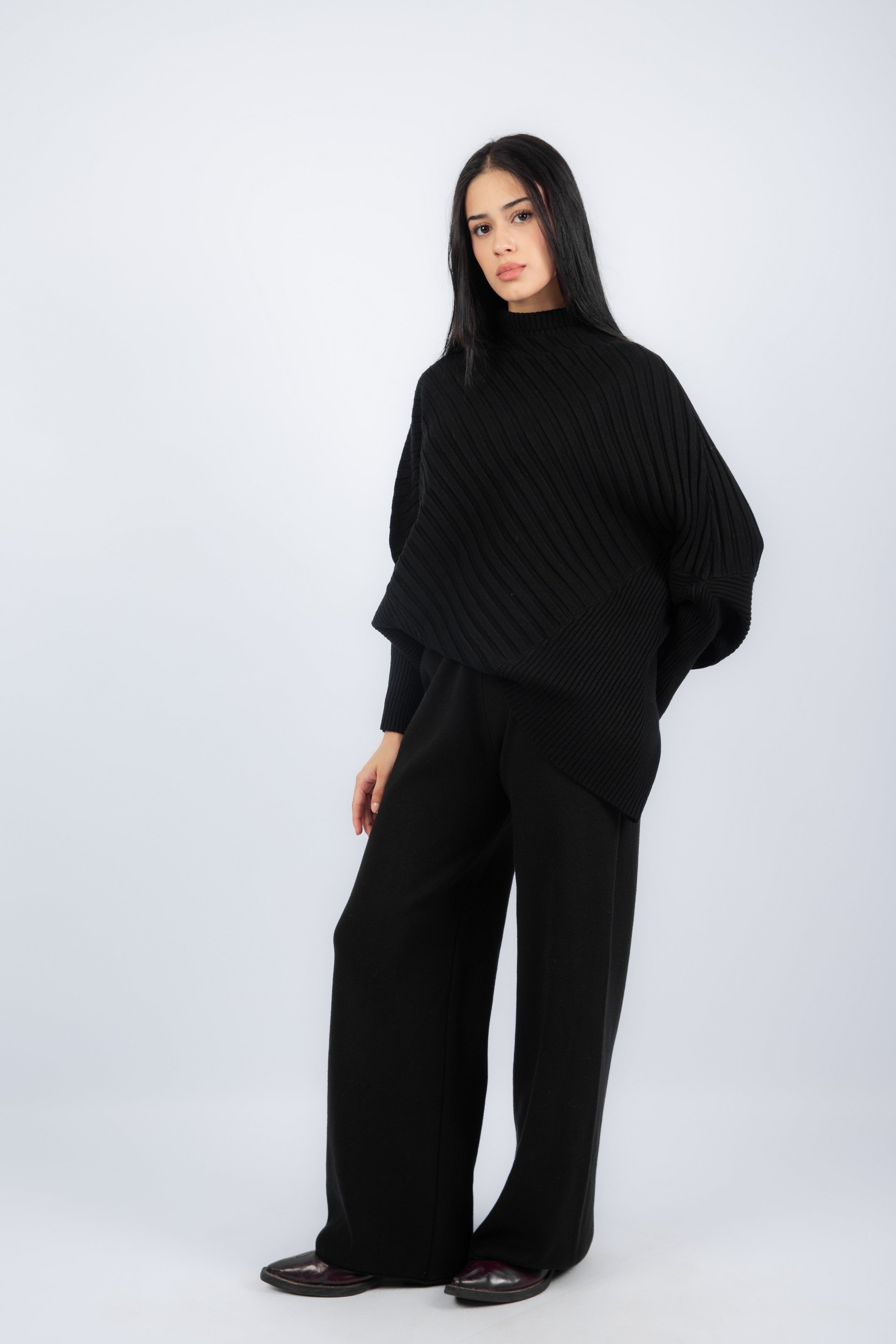 Contour Lined Set - Black