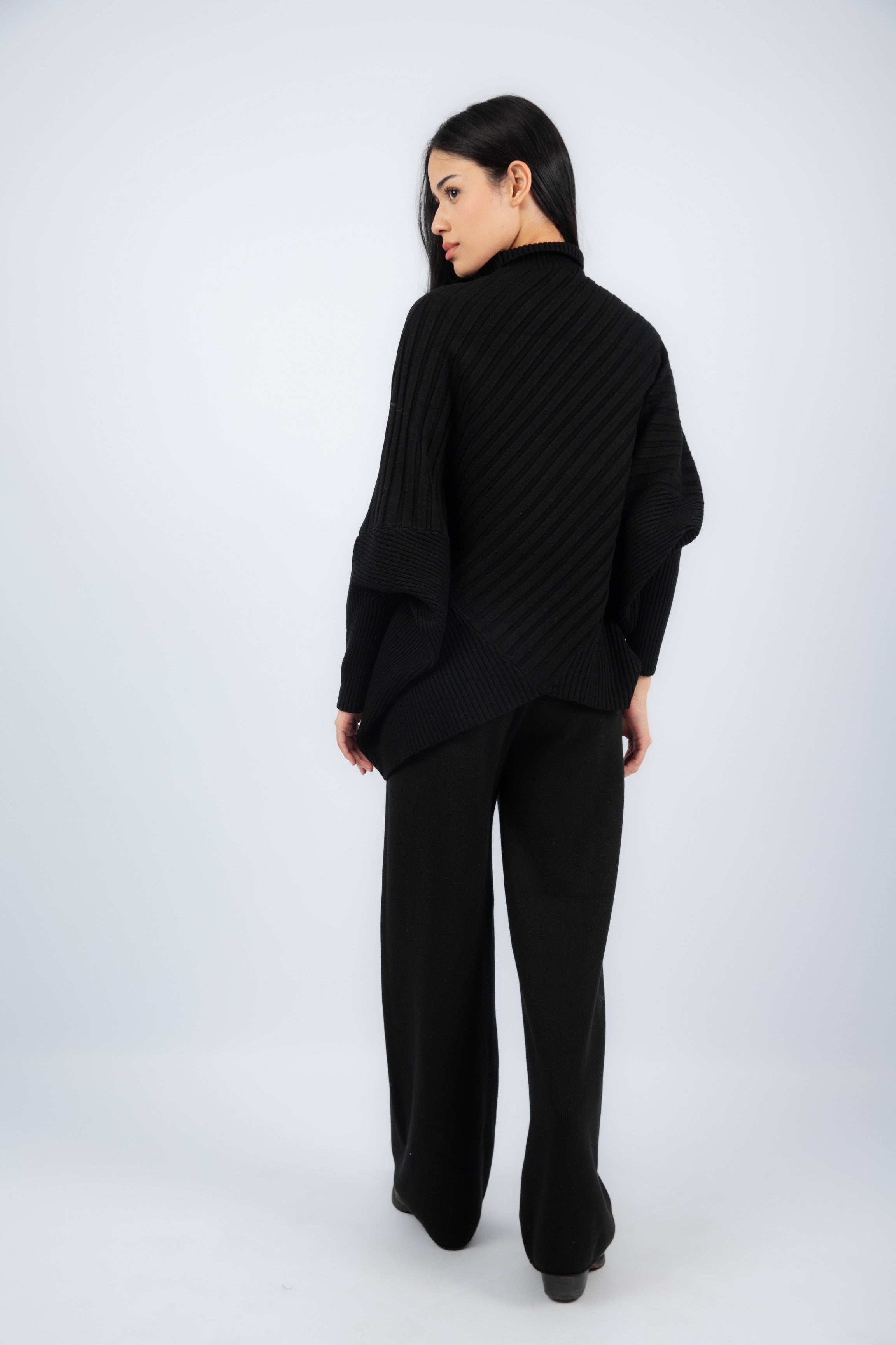 Contour Lined Set - Black