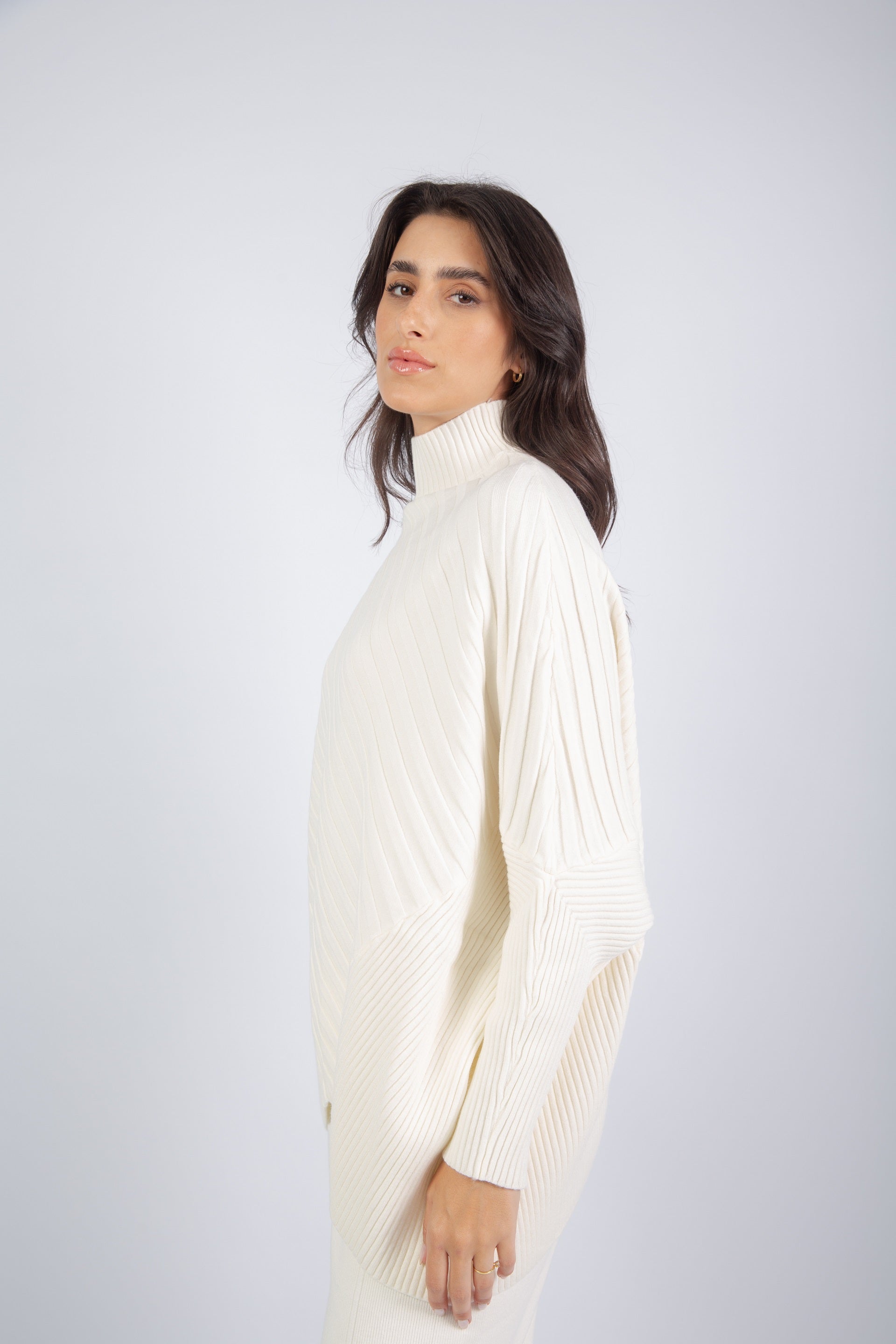 Contour Lined Set - White