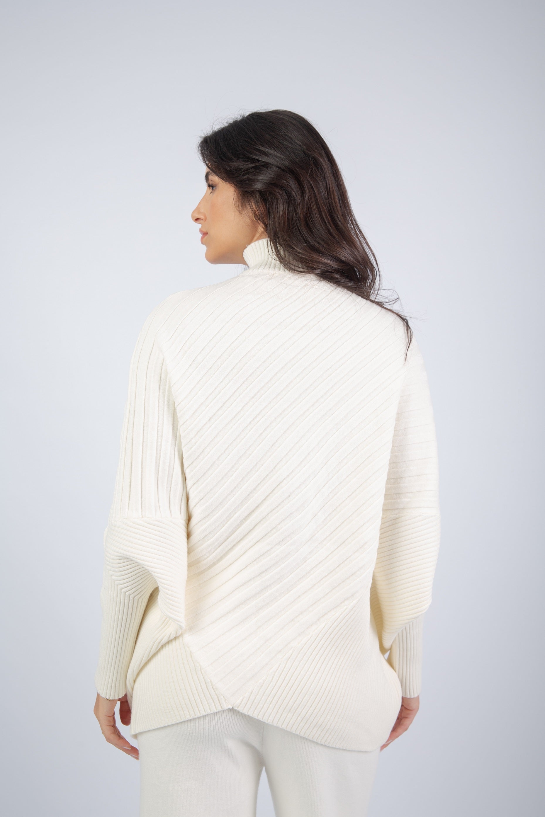 Contour Lined Set - White