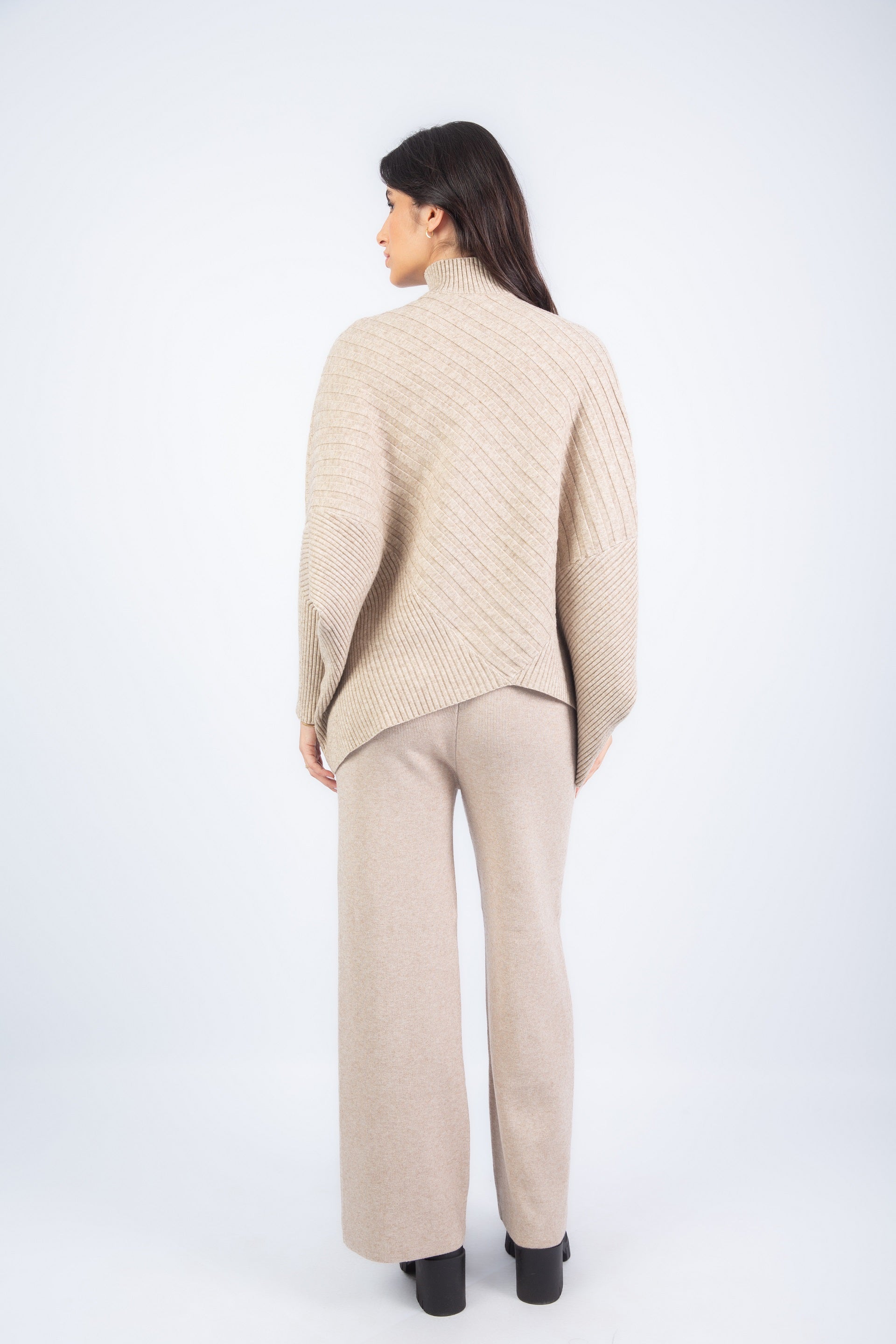 Contour Lined Set - Beige