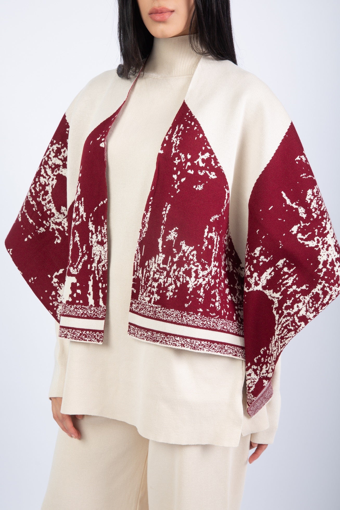 Relief Set  -Beige & Winered