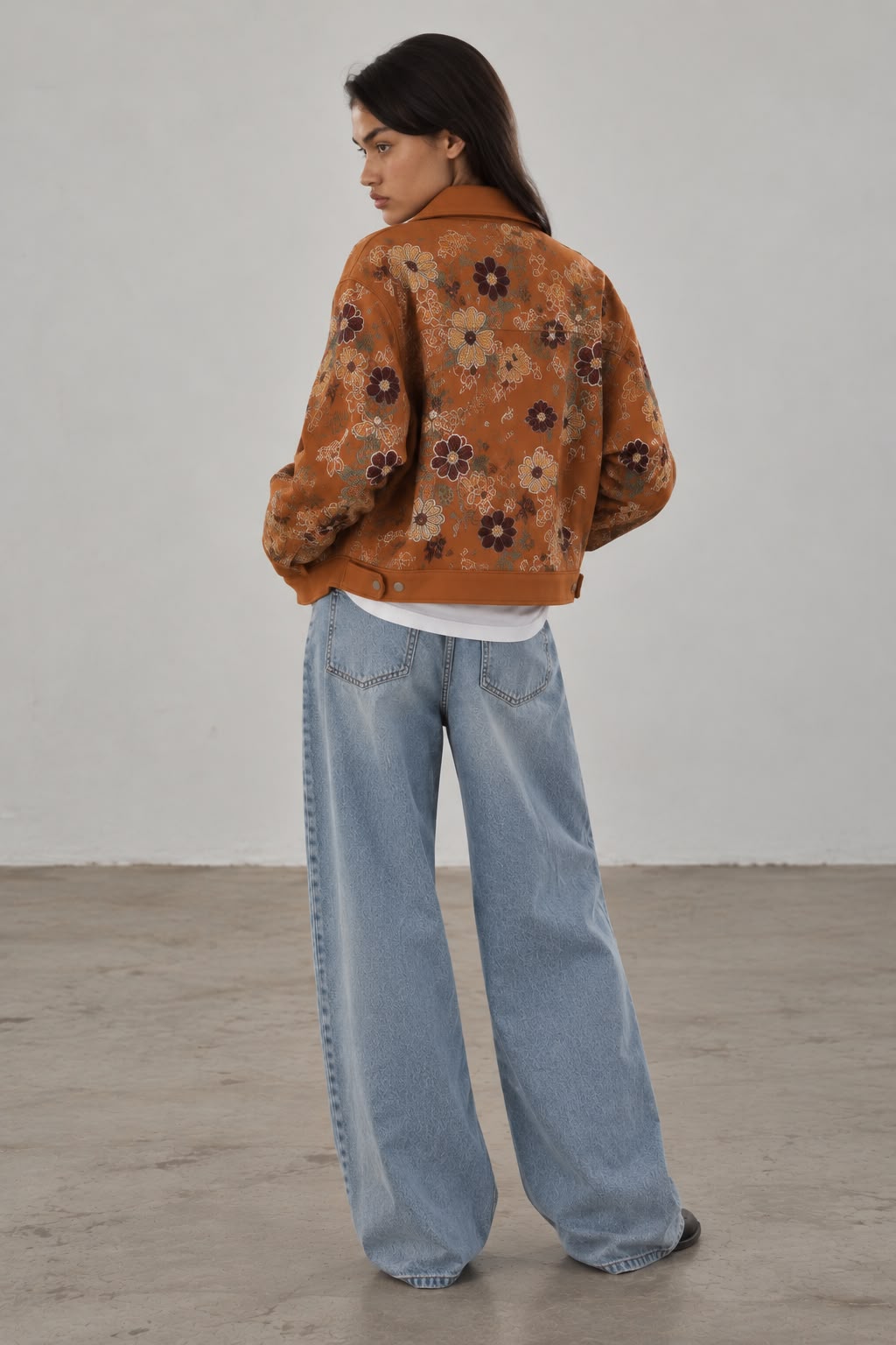 Camel Jacket with Embroidery Secondary image